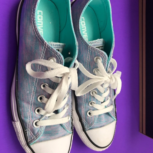 Converse - Picture 3 of 4